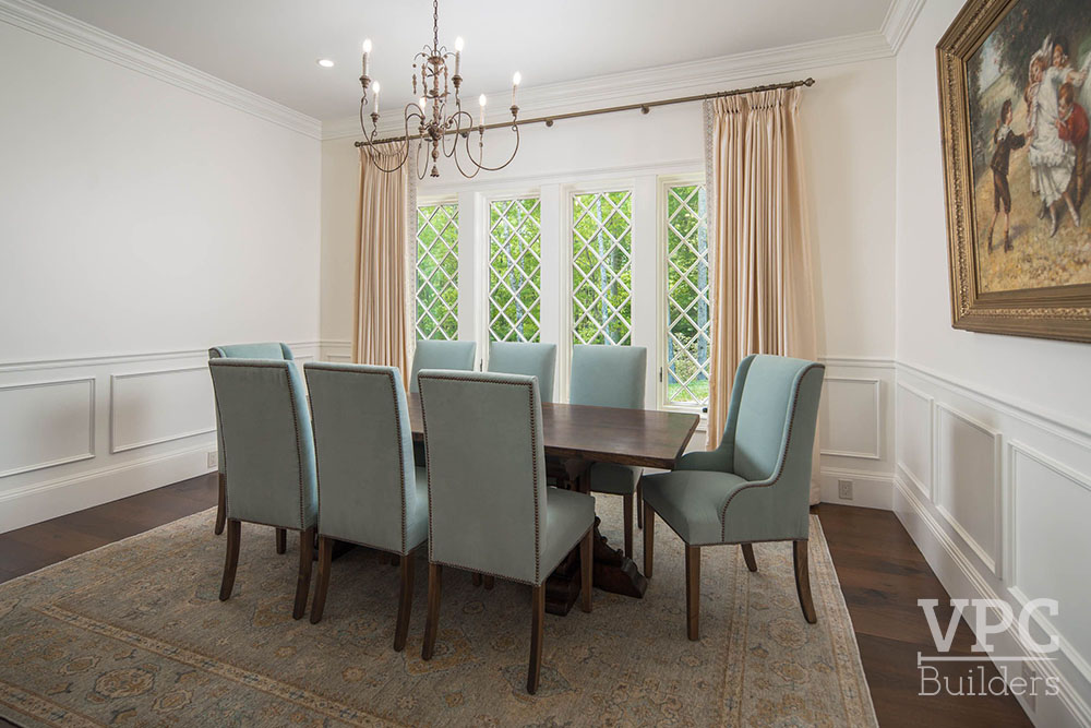 Country French Cottage dining room
