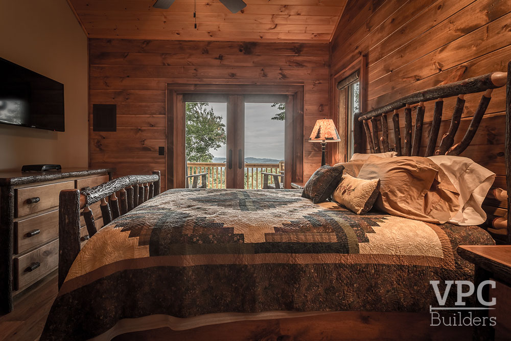 Custom Cabin at Grandfather bedroom