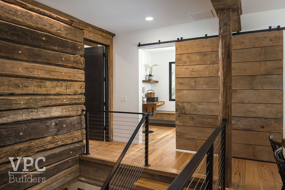 Contemporary Mountaintop Escape