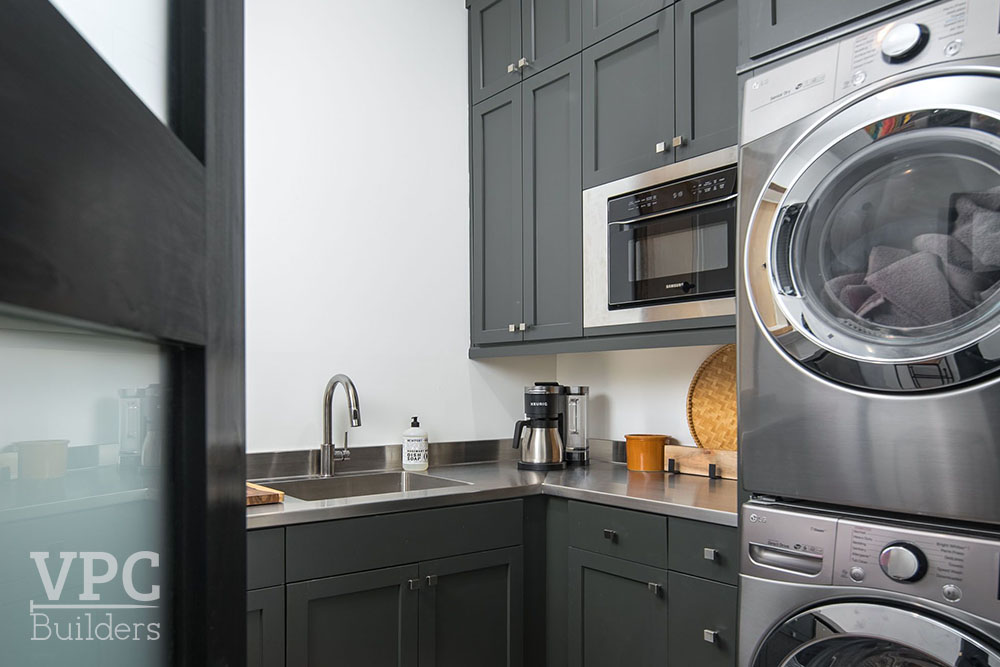 Contemporary Mountaintop Escape kitchen with laundry