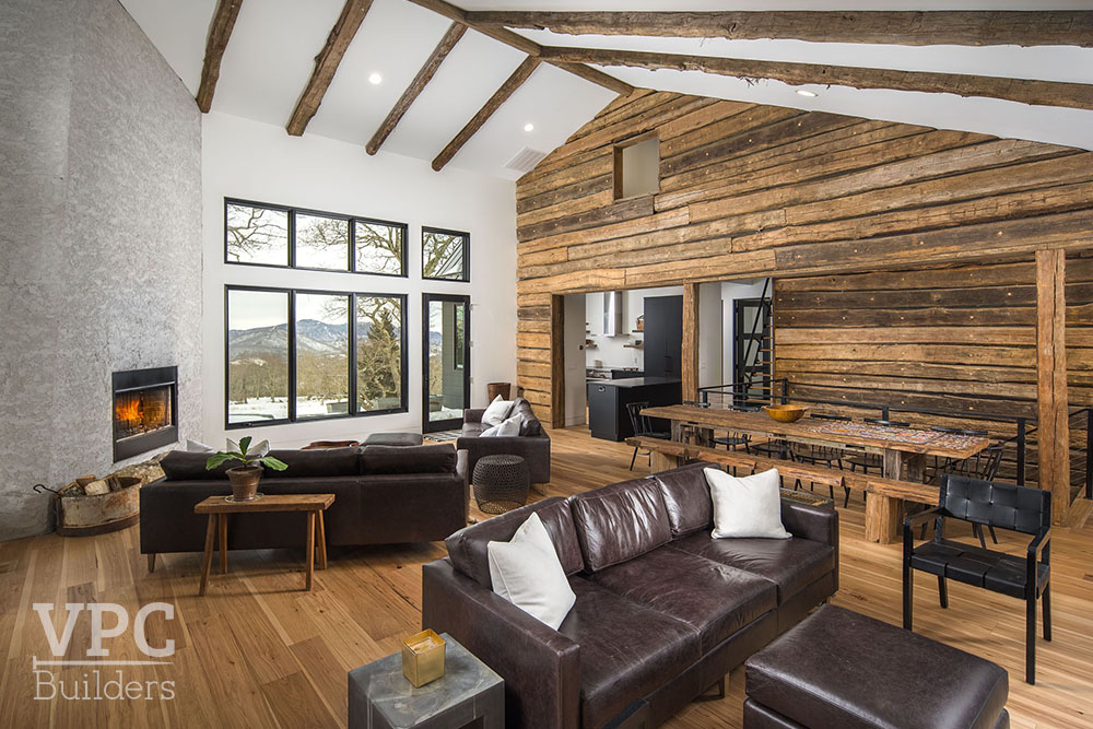 Contemporary Mountaintop Escape living room