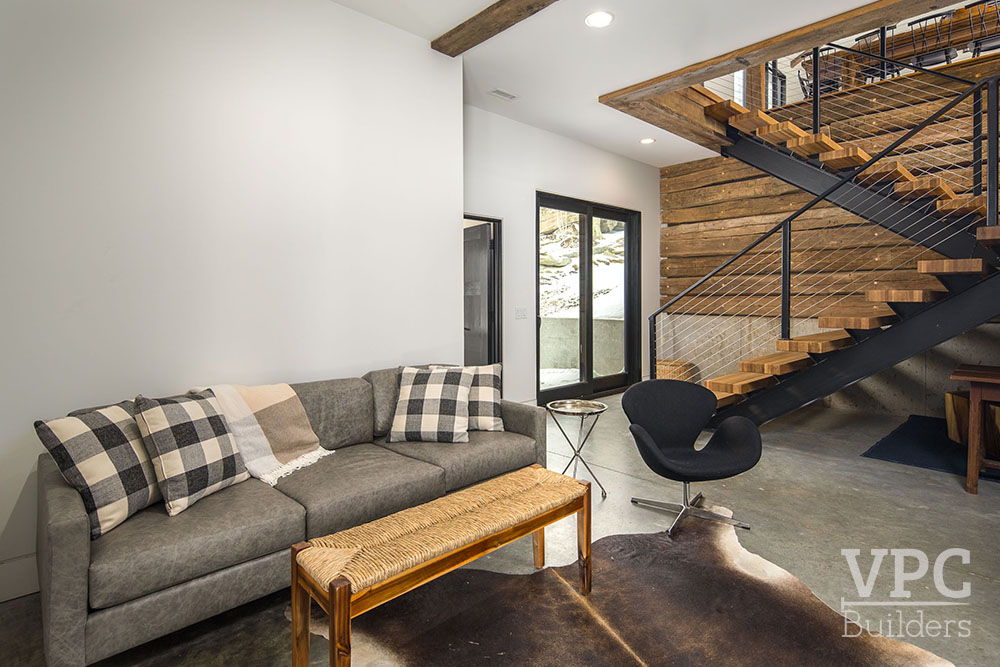 Contemporary Mountaintop Escape