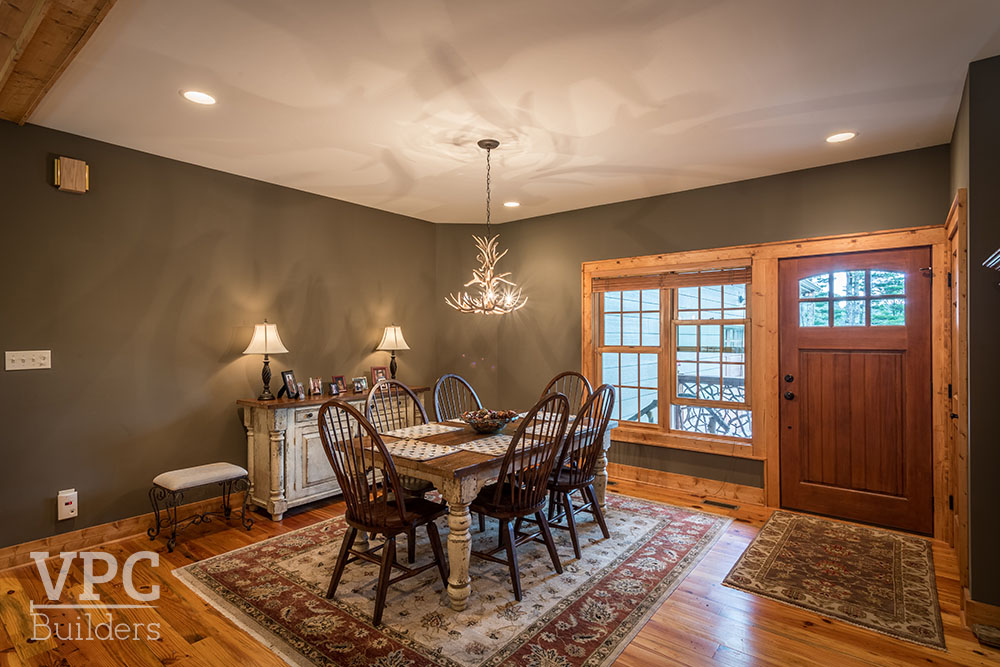 Cross Creek dining area