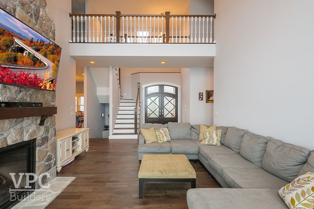 East Ridge Residence