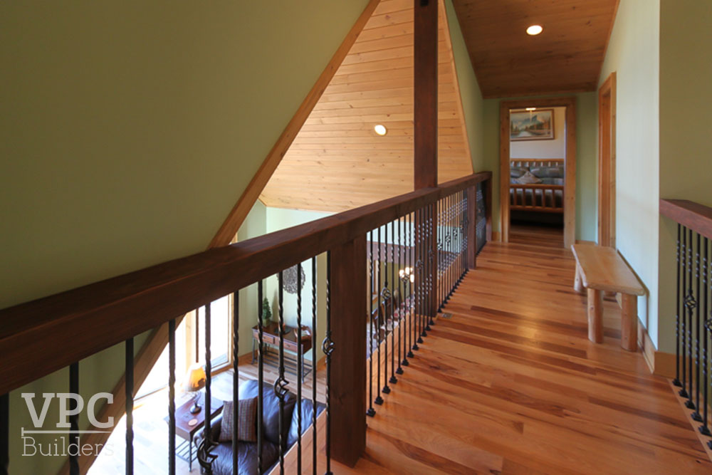 Lindal Cedar Hideaway hallway