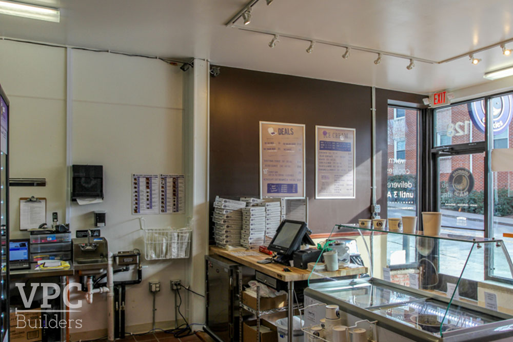 Insomnia Cookies of King Street interior counter