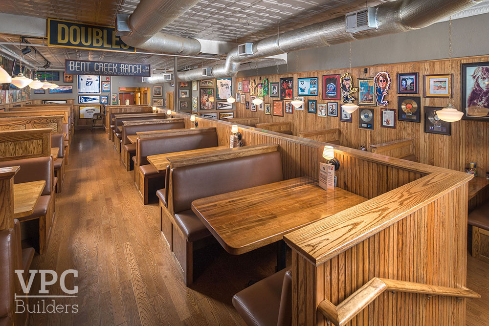 Macados booth tables