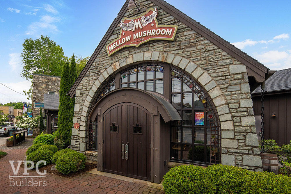 Mellow Mushroom facade