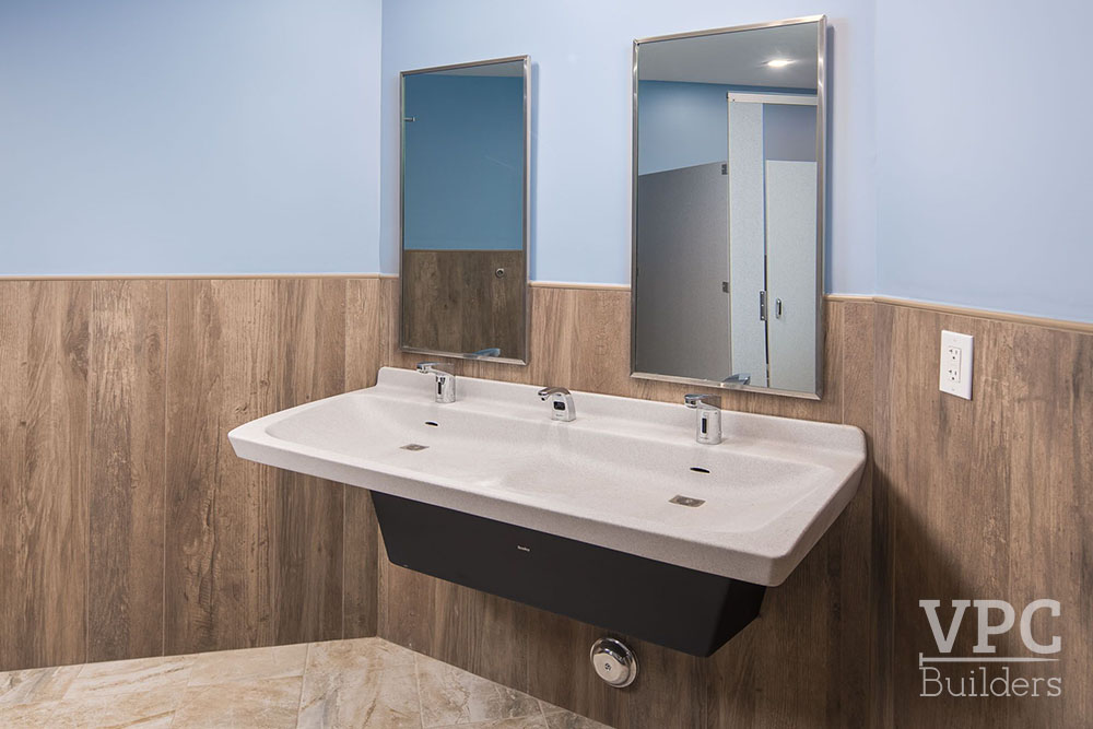 Sugar Ski & Country Club bathroom sink