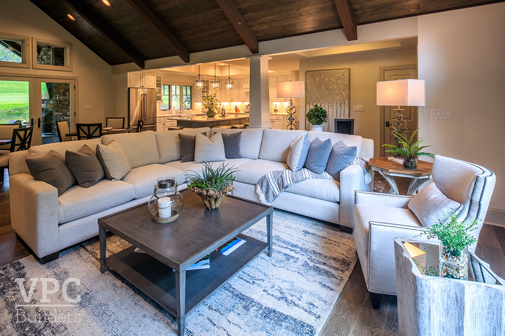 Golf Cottage in Linville living room