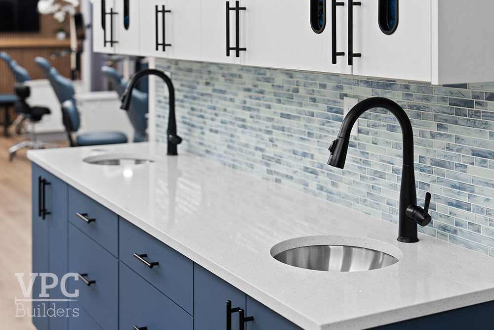 OP Smiles sink detail