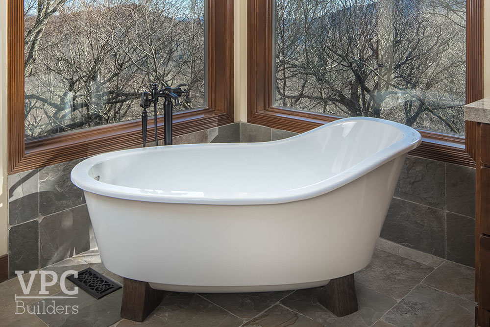 Rustic Ridgetop bath