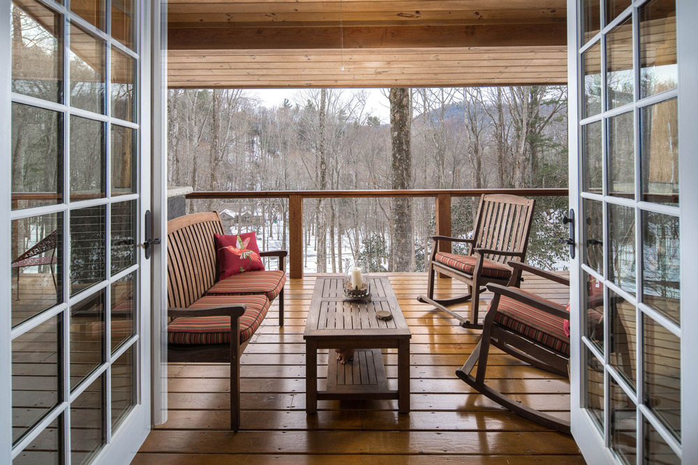 French doors opening onto outdoor patio balony.