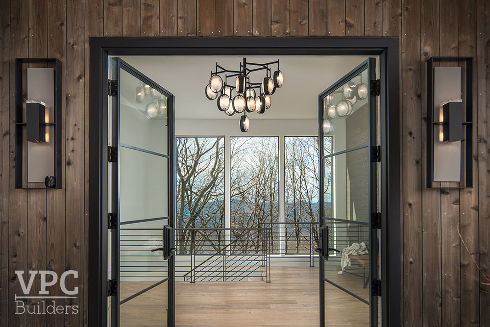 Blackstone Summit doorway interior
