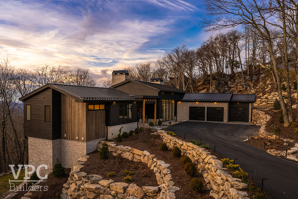 Blackstone Summit exterior