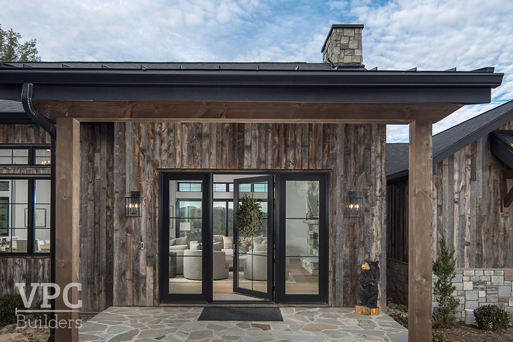 Antler Peak exterior
