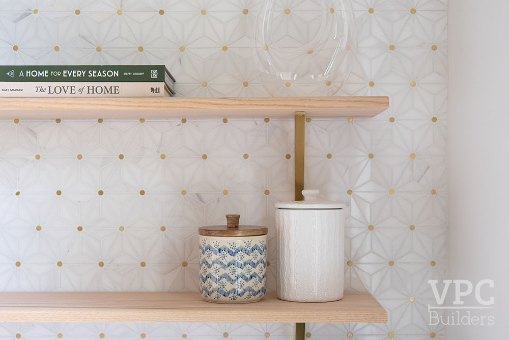 Antler Peak shelving