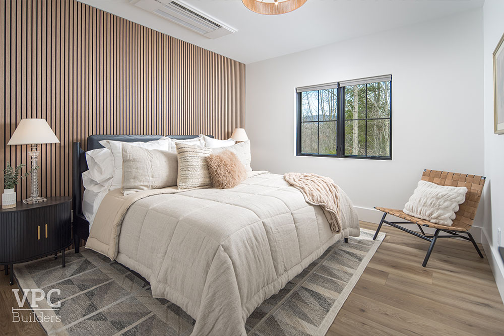 Antler Peak interior bedroom