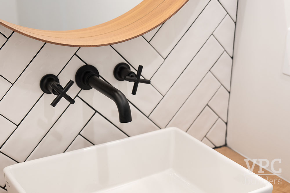 Antler Peak bathroom interior